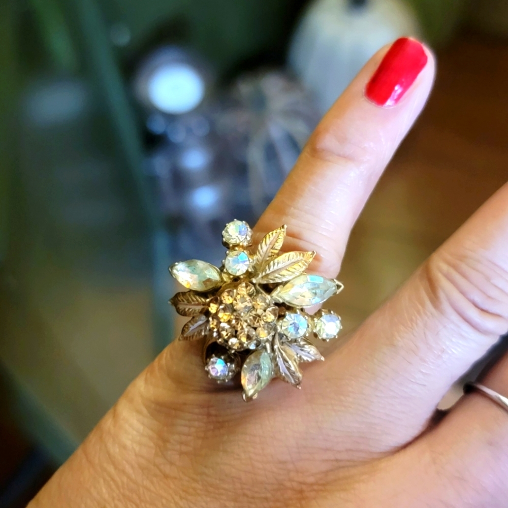 Adjustable Flower Statement Ring, Vintage Goldtone - image 1